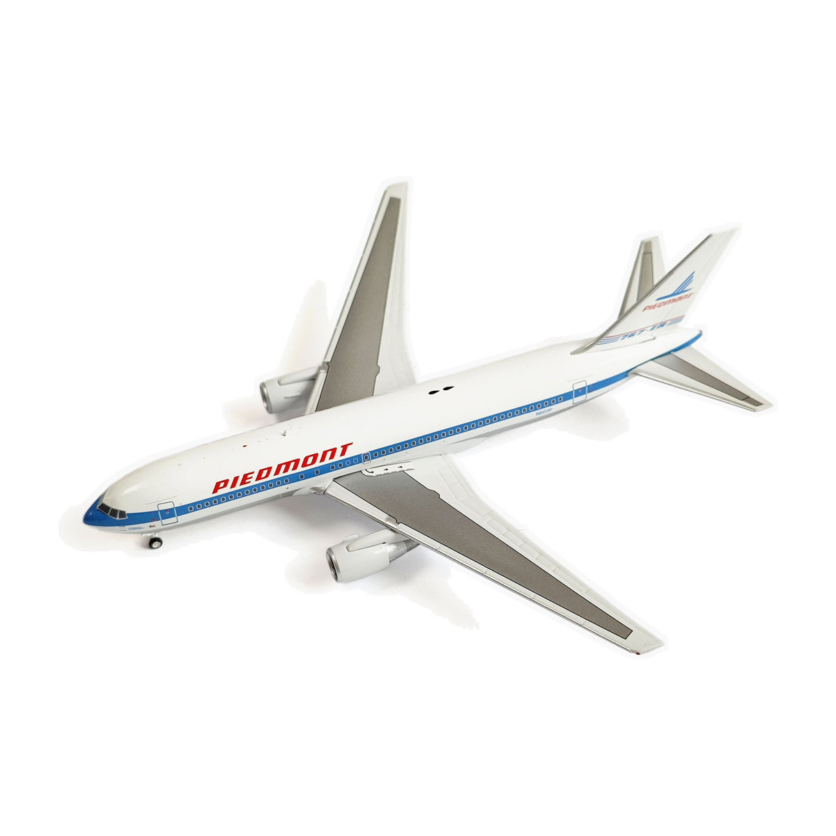V1:400 1:400 scale Piedmont Airlines Boeing 767-200ER N603P diecast model - front three-quarter view