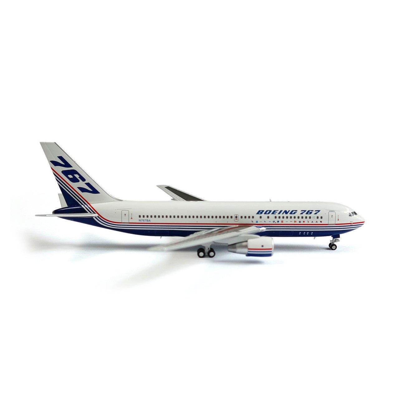 V1:400 400016 1:400 HOUSE LIVERY BOEING 767 - 200 - N767BA