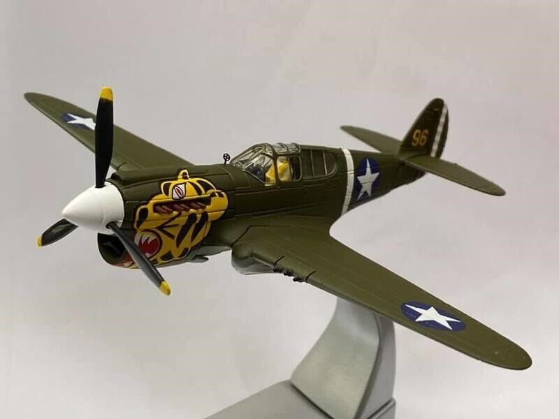 Corgi AA35205 1:72 Curtiss P-40E Warhawk