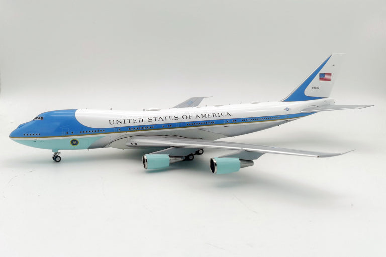 InFlight IFVC25A0222P 1:200 USAF Air Force One VC-25 280000 with Key Chain
