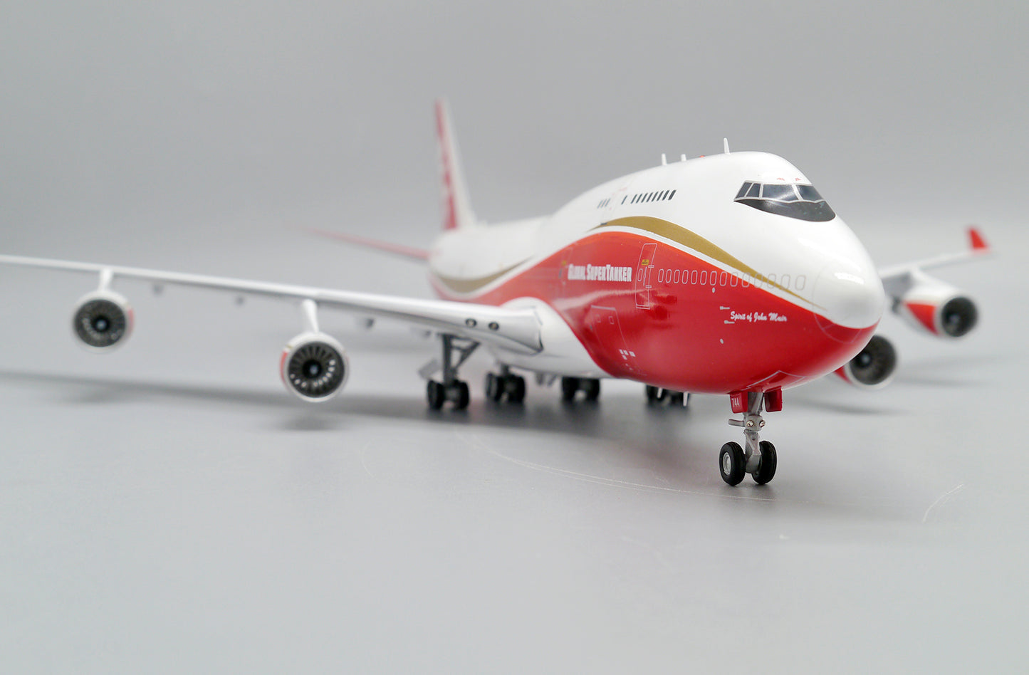 JC Wings 1:200 Global Super Tanker Services Boeing 747-400(BCF) XX20068
