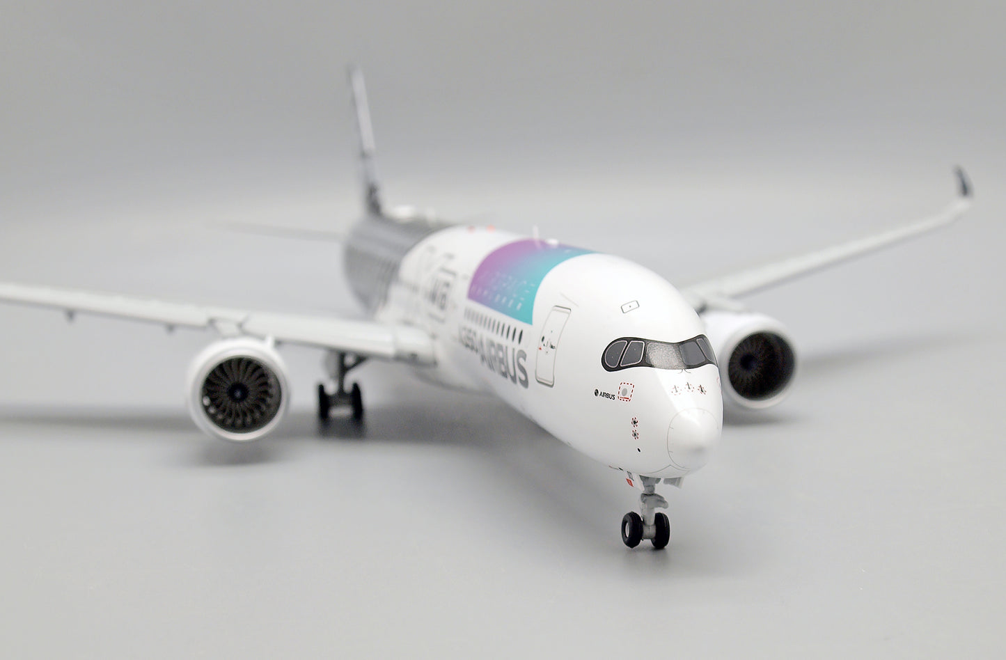 JC Wings 1:200 Airbus Industrie Airbus A350-900 LH2288A (Flaps Down)