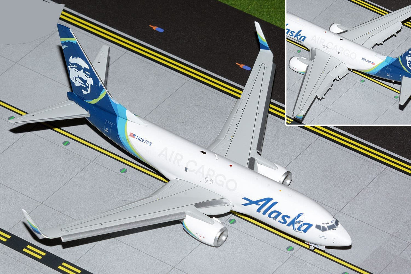 Gemini Jets G2ASA1019F 1:200 Alaska Air Cargo Boeing 737-700W(BDSF) (Flaps Down)