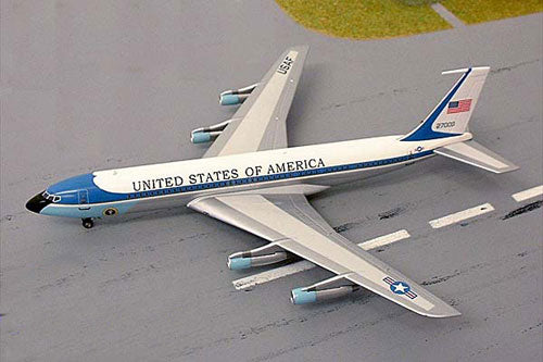 Inflight IF70001A 1:200 USAF Boeing VC-137C Air Force One #27000