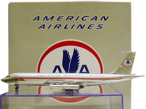 Inflight IF70016 1:200 American Airlines Boeing 707-320