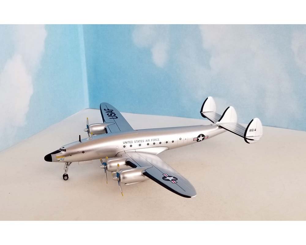 Aero Classics AC219702 1:200 USAF VC - 121/L - 1049 Constellation Air Force 1
