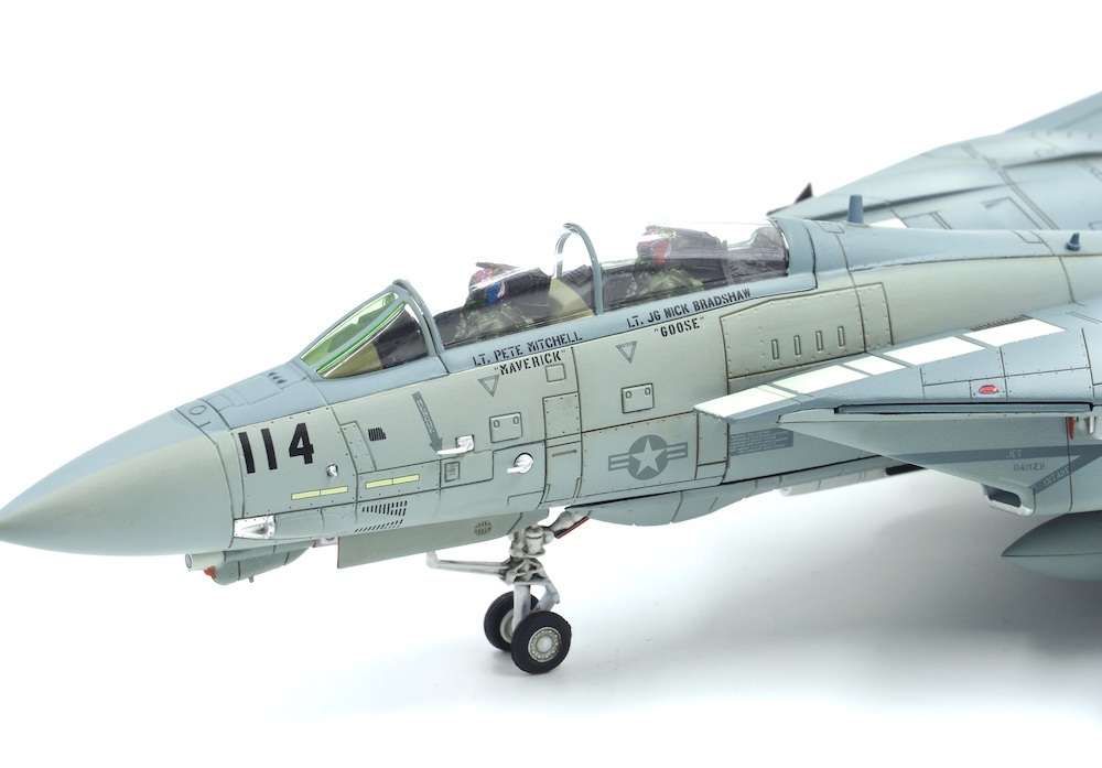 Calibre Wings CA72TP07 1:72 Grumman F - 14A USN, Maverick and Goose, Top Gun, 1986,