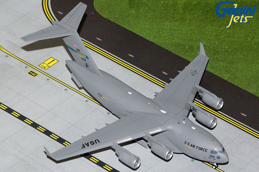 Gemini Jets G2AFO1091 1:200 USAF Boeing C - 17 Globemaster III