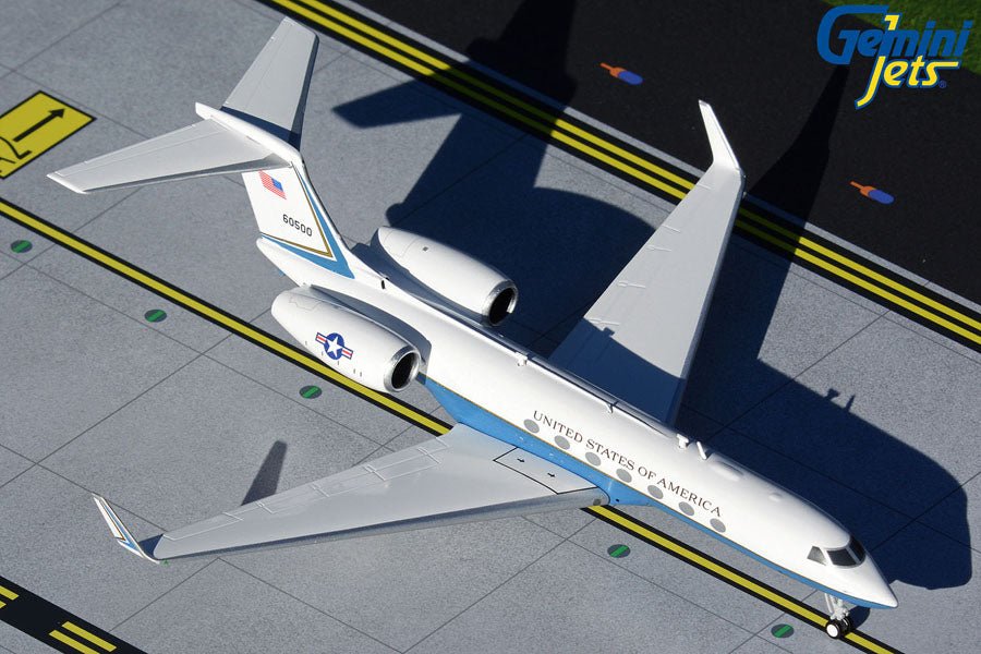 Gemini Jets G2AFO916 1:200 U.S. Air Force C - 37B Gulfstream