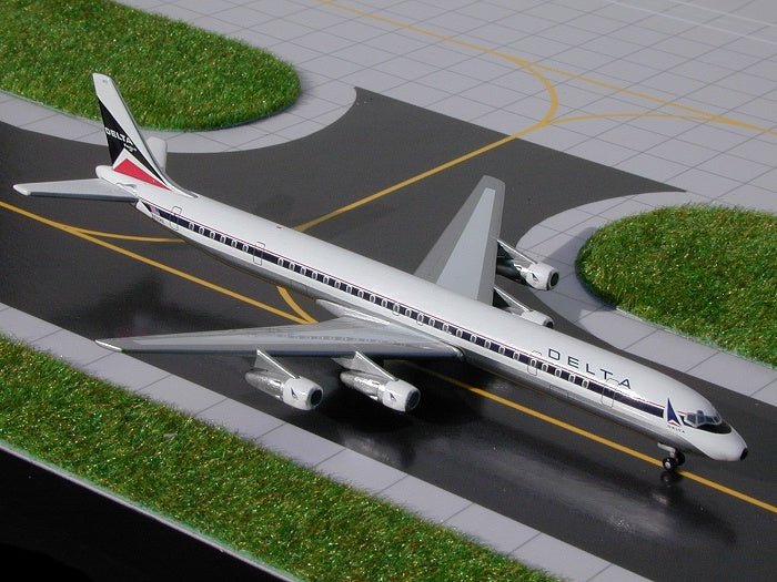 Gemini Jets GJDAL100 1:400 Delta Douglas DC - 8 - 61