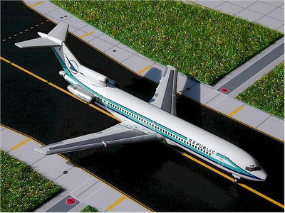 Gemini Jets GJREP162 1:400 Republic Boeing 727 - 200