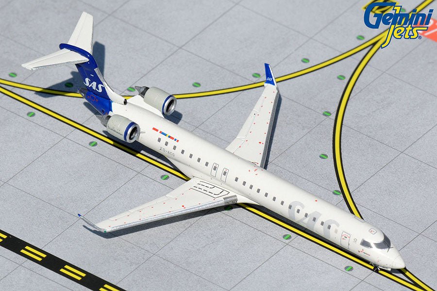 Gemini Jets GJSAS1979 1:400 SAS Scandinavian Airlines CRJ - 900