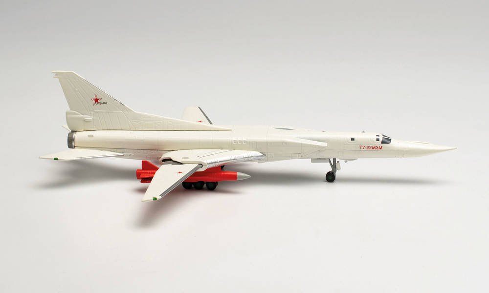 Herpa 572149 1:200 Tupolev TU - 22M3M Backfire Prototype