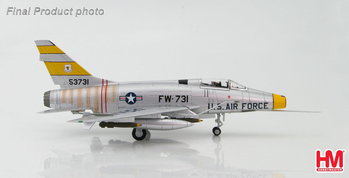 Hobby Master HA2120a 1:72 F - 100D Super Sabre Autographed by Pilot