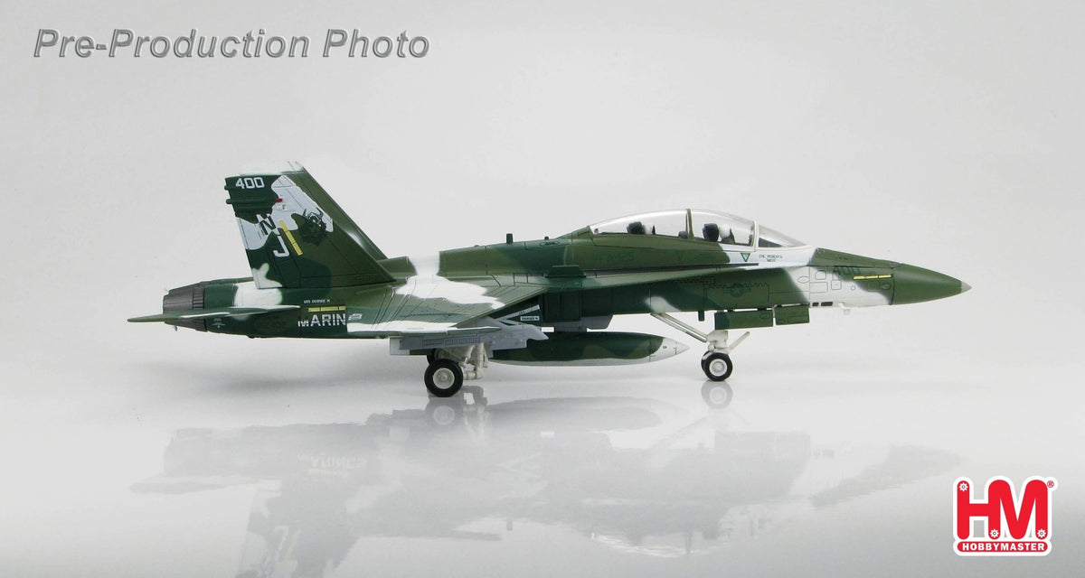 *Hobby Master HA3513 1:72 F/A - 18B "Rough Raiders"