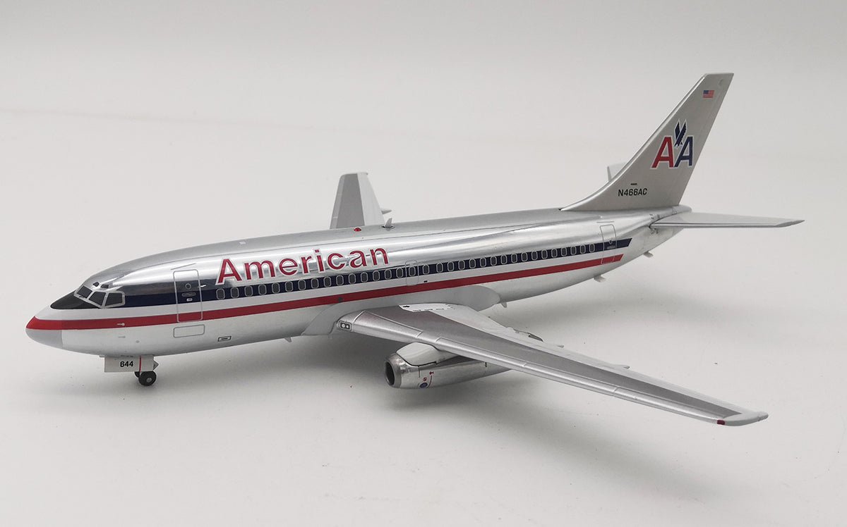 Inflight IF732AA0419P 1:200 American Airlines Boeing 737 - 200