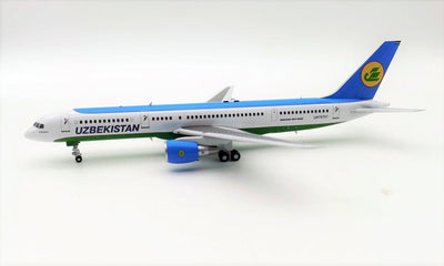 Inflight IF752HY0522 1:200 Uzbekistan Airways Boeing 757 - 200