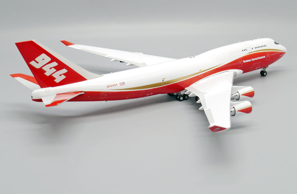 JC Wings 1:200 Global Super Tanker Services Boeing 747 - 400(BCF) XX20068