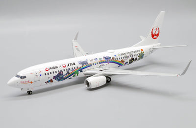 JC Wings EW2738016A 1:200 Japan Boeing 737 - 800 (Flaps Down)