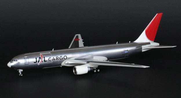 JC Wings XX2727P 1:200 JAL Cargo Boeing 767 - 346F/ER