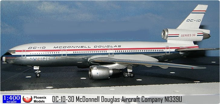 Phoenix Models N1339U 1:400 DC-10-30