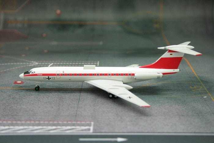 Phoenix Models 20100 1:200 German Air Force TU - 134A